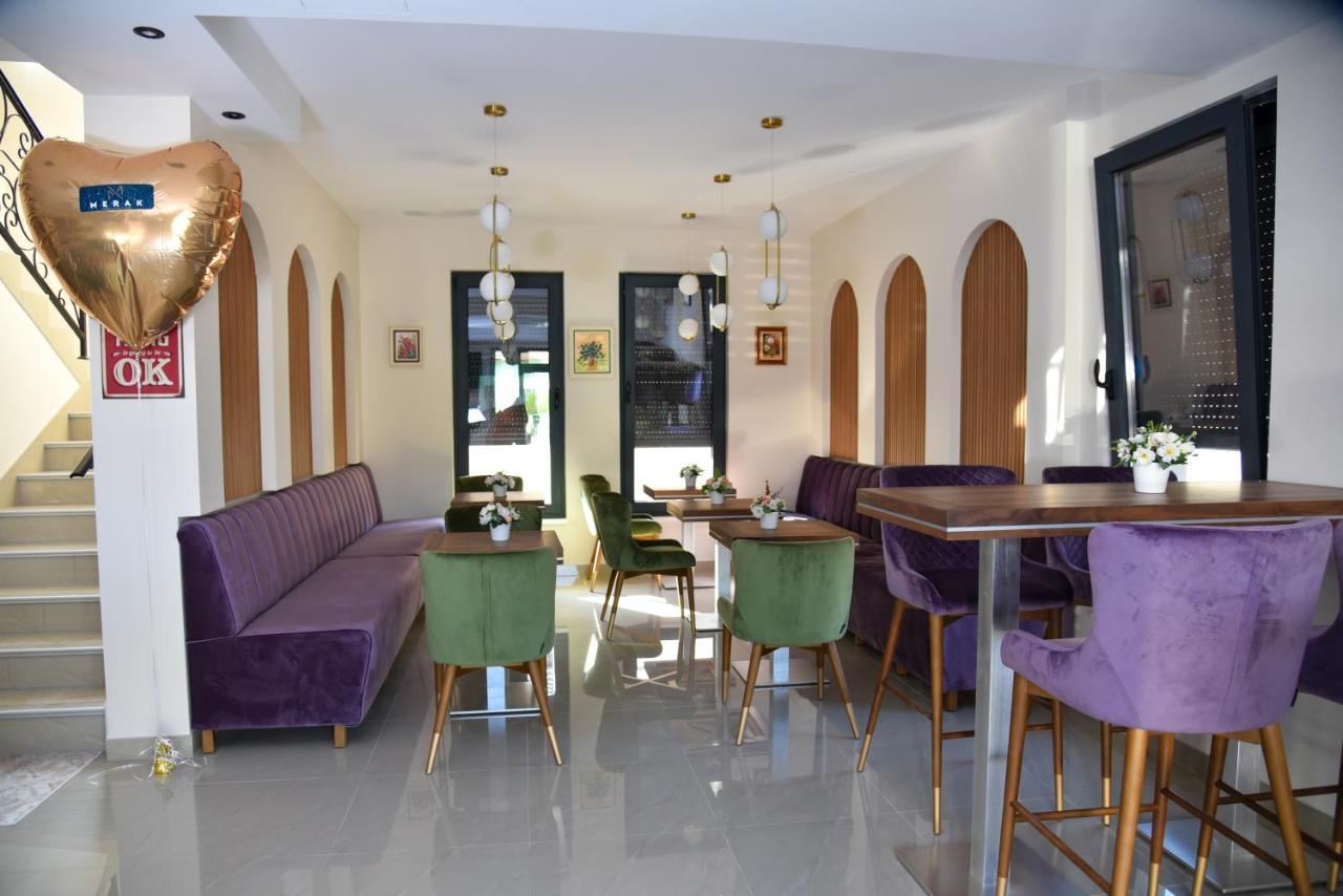 Merak Rooms & Caffe Bar ชาบาซ ภายนอก รูปภาพ